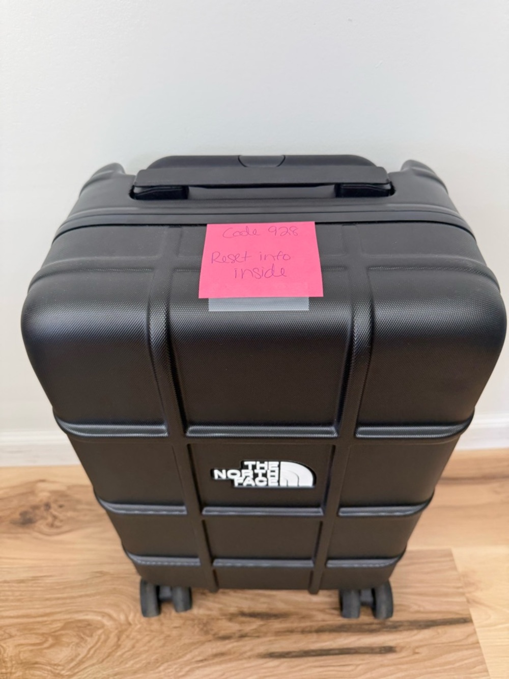 The North Face Hard Shell Carry-On Black Suitcase - Picture 3 of 13